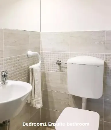 Corso Sempione Apartman Milánó